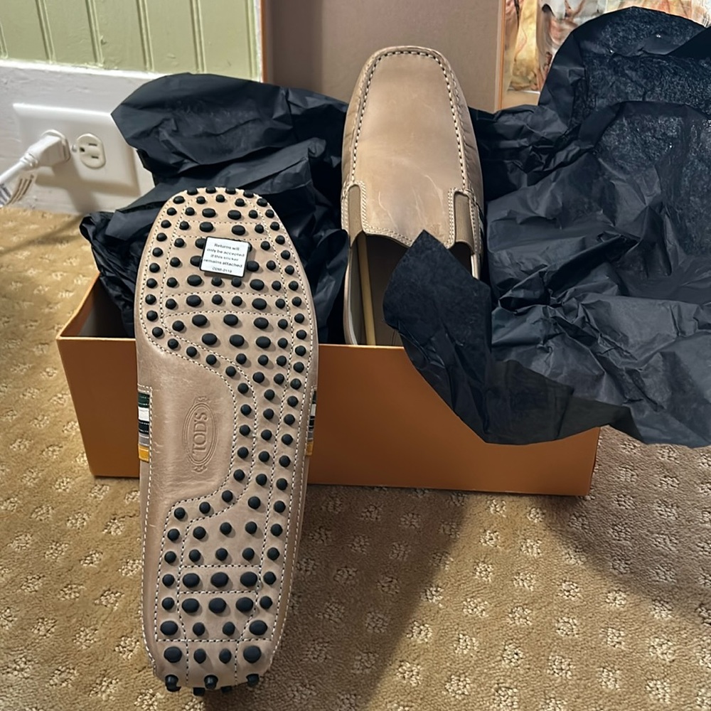 Exquisite driving shoes by Tod’s.  Brand new!
